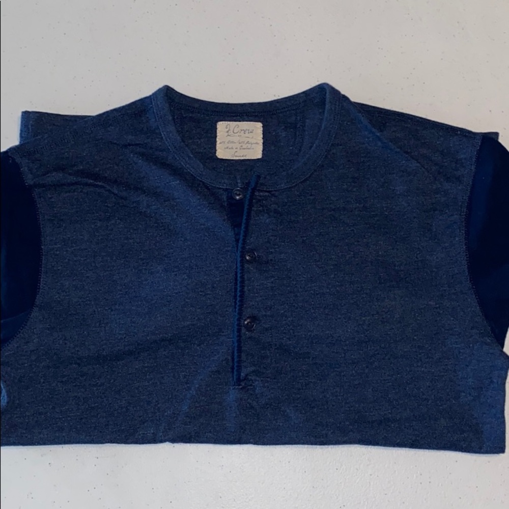 Long sleeved Henley